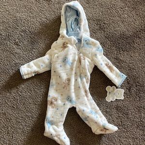 Fleece footed sleeper, brand new with tags
